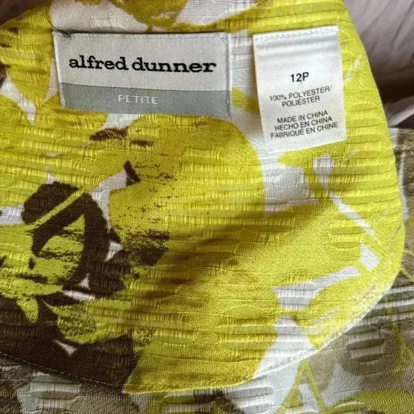 NWOT Alfred Dunner Blouse SZ 12 petite - Picture 7 of 7
